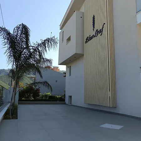 Blueleaf Hotel *