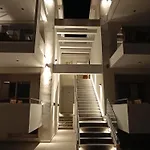 Blueleaf Hotel
