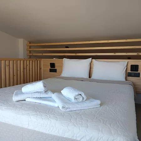 Blueleaf Hotel