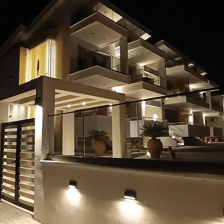 Blueleaf Szálloda *